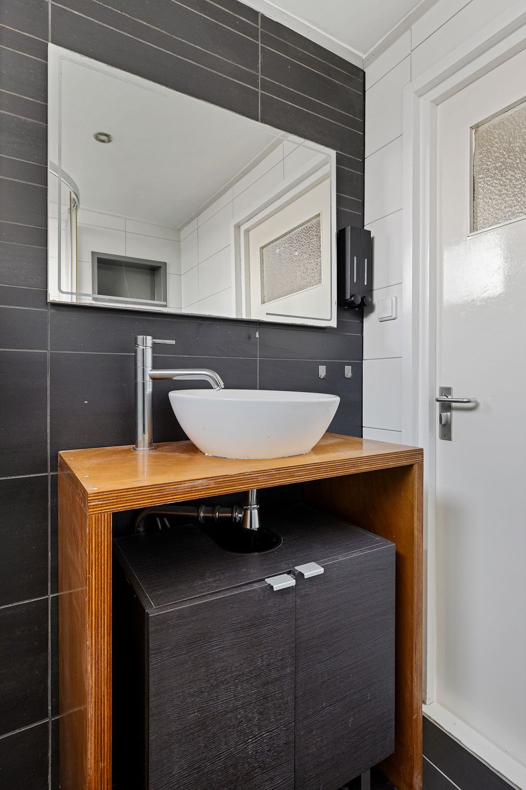 Spacious Extended Family Home with Garden in Desirable Haren Location — 29