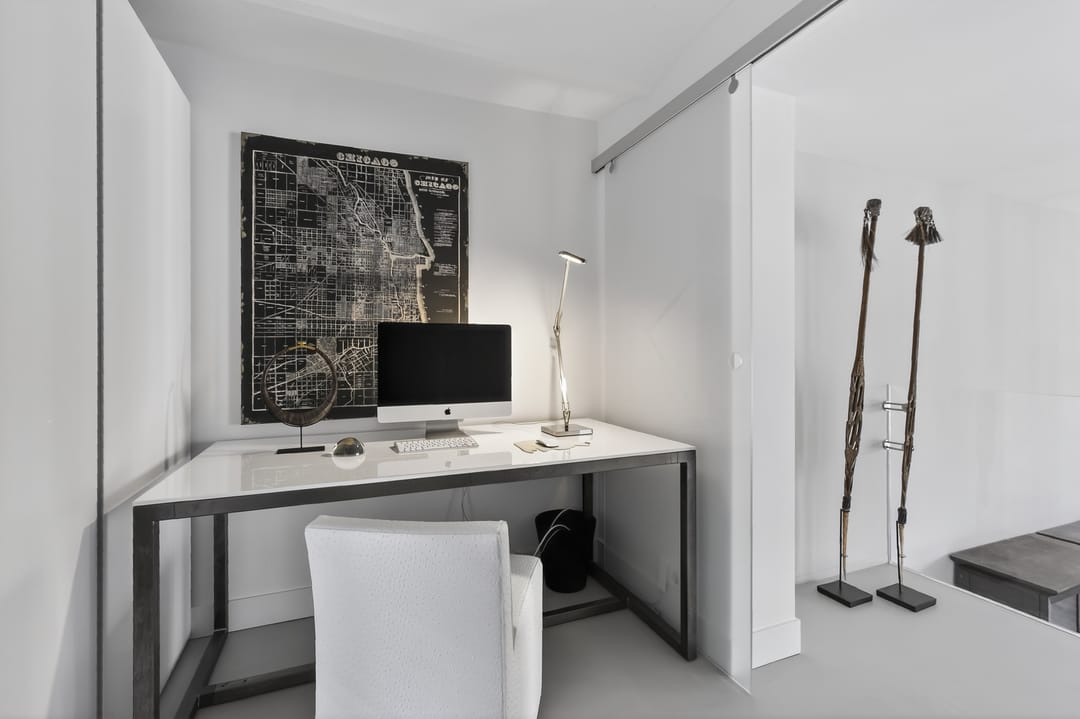 Stunning Turn-Key Loft in Historic School Building with Canal Views — 36
