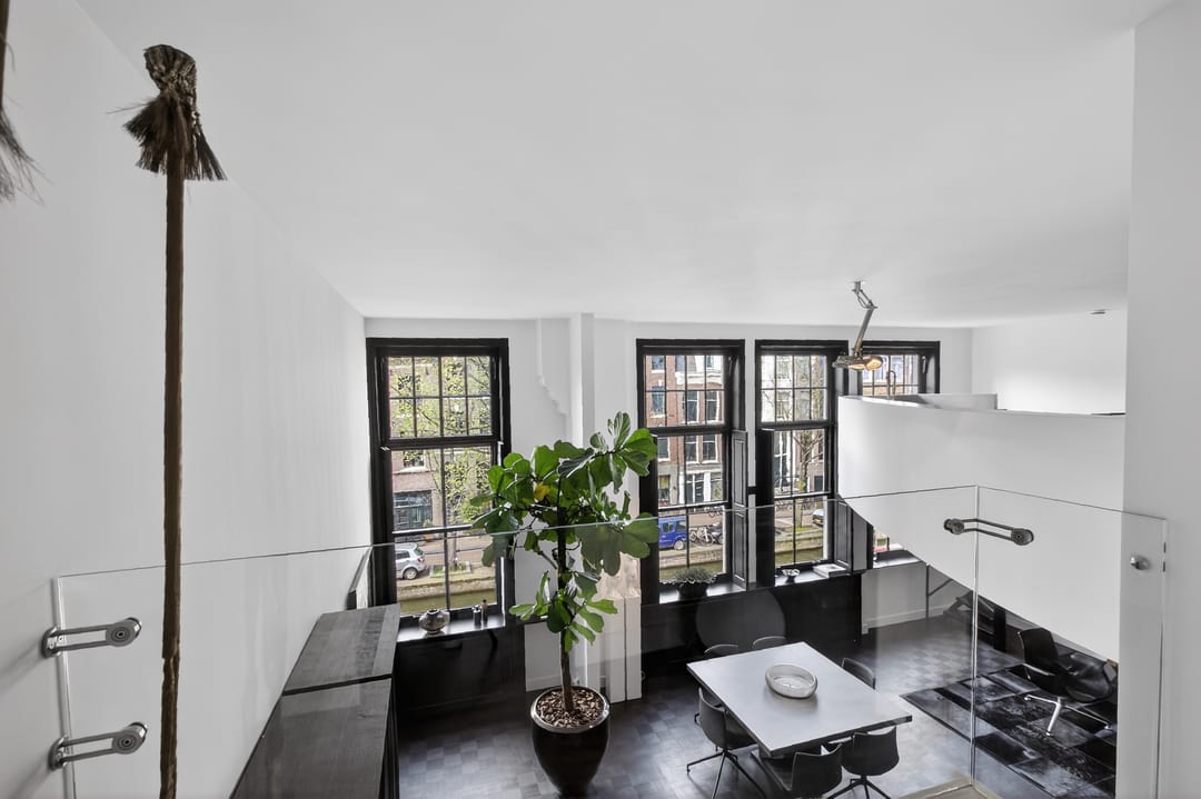Stunning Turn-Key Loft in Historic School Building with Canal Views — 38
