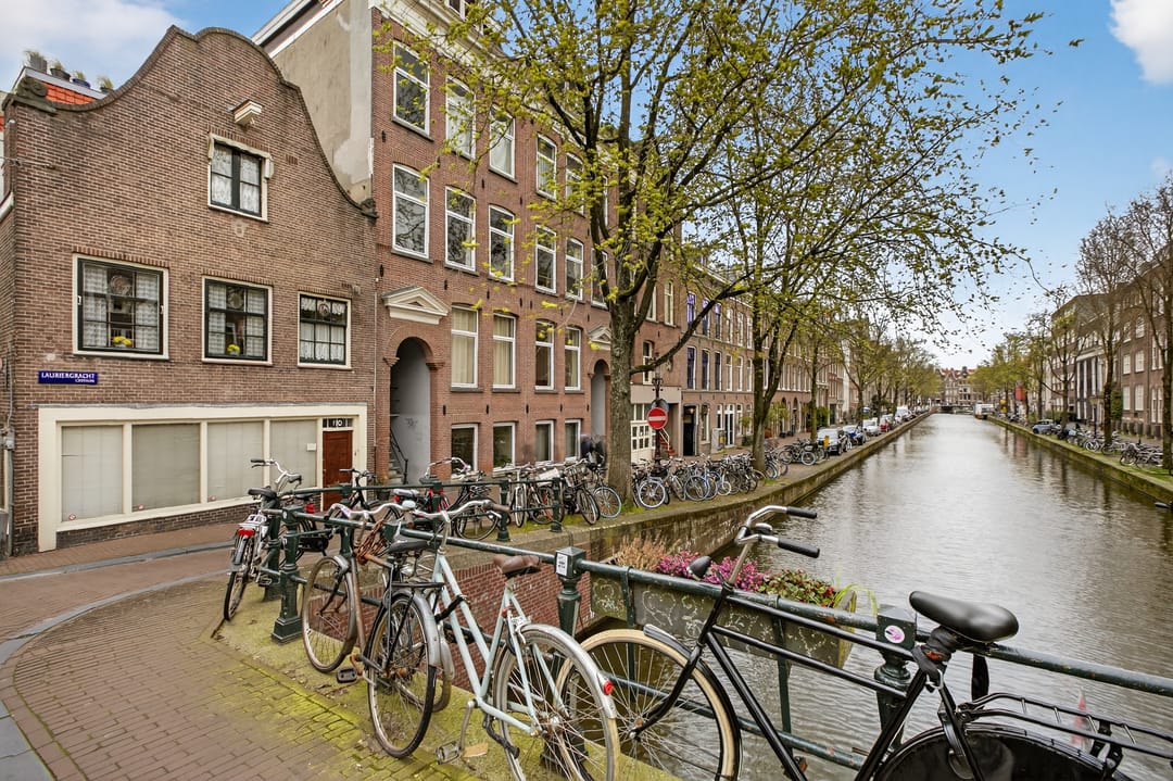 Stunning Turn-Key Loft in Historic School Building with Canal Views — 47