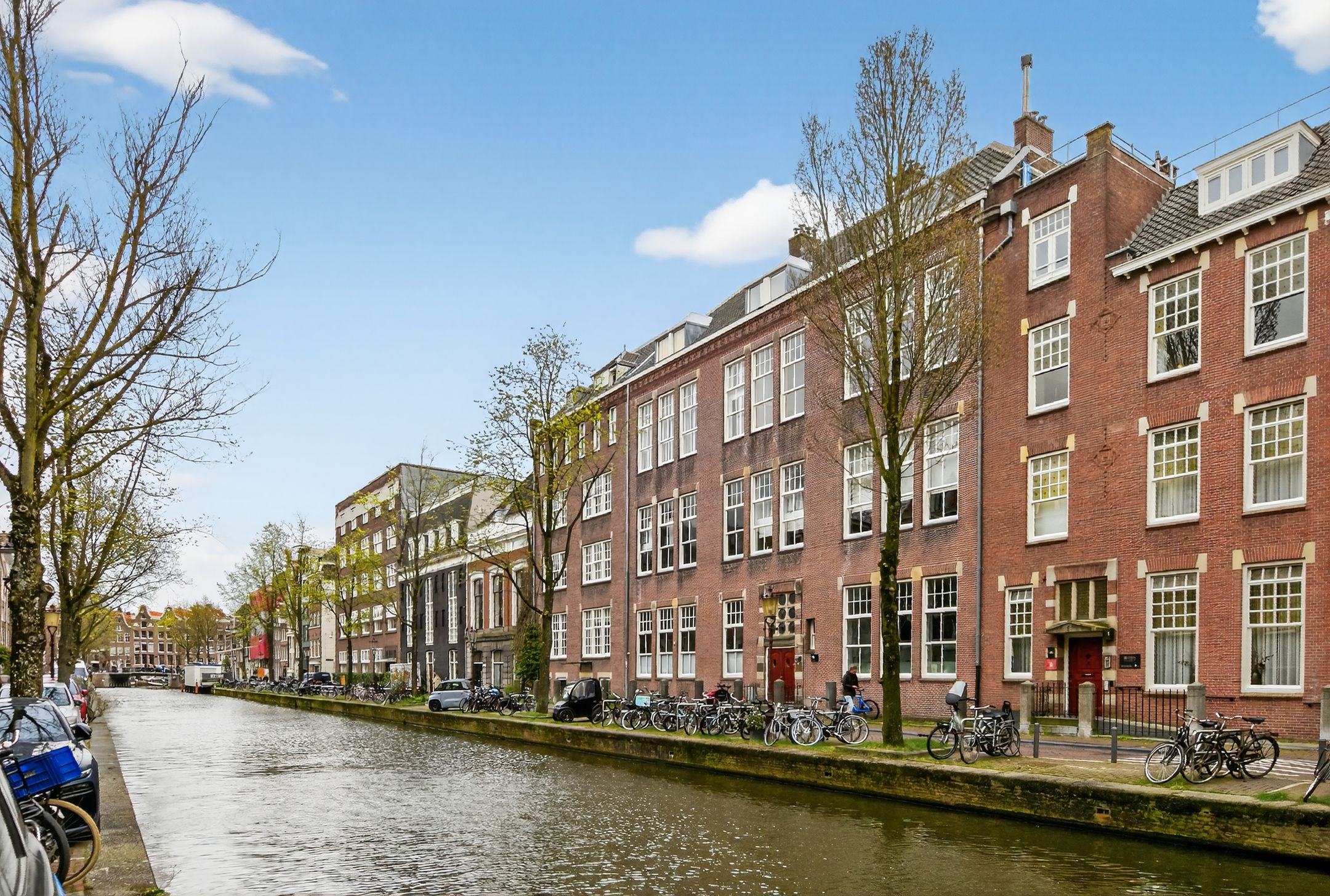 Stunning Turn-Key Loft in Historic School Building with Canal Views — 43