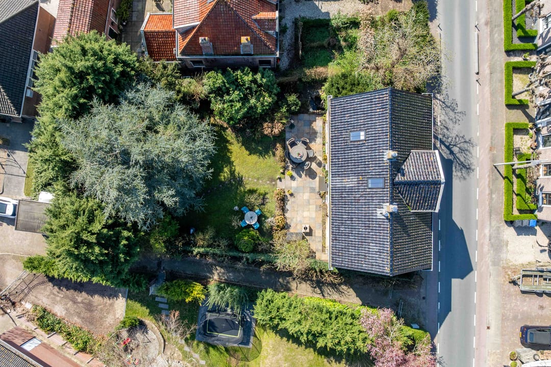 Monumental Dike House with B&B Potential in Nieuwenhoorn — 37
