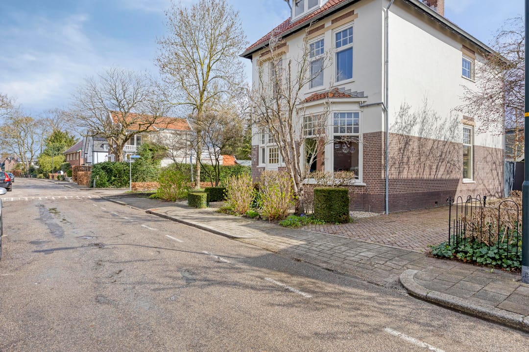 Foto 53 van Groenoordlaan 6