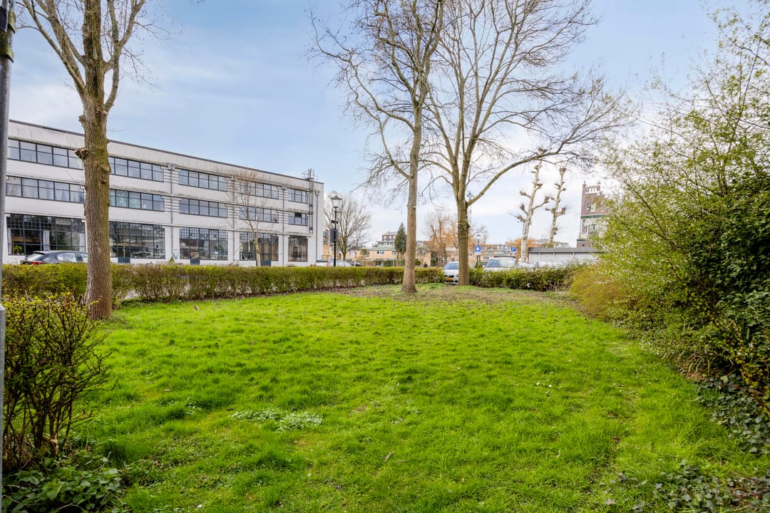 Charming 1930s Family Home in Heart of Zaandam — 44