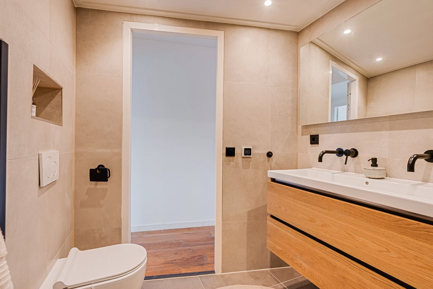 Foto 14 van Oostenburgervoorstraat 286