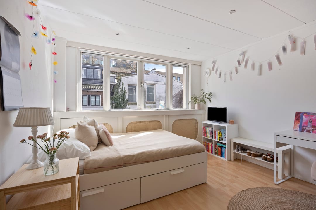 Charming 1930s Family Home in Heart of Zaandam — 18