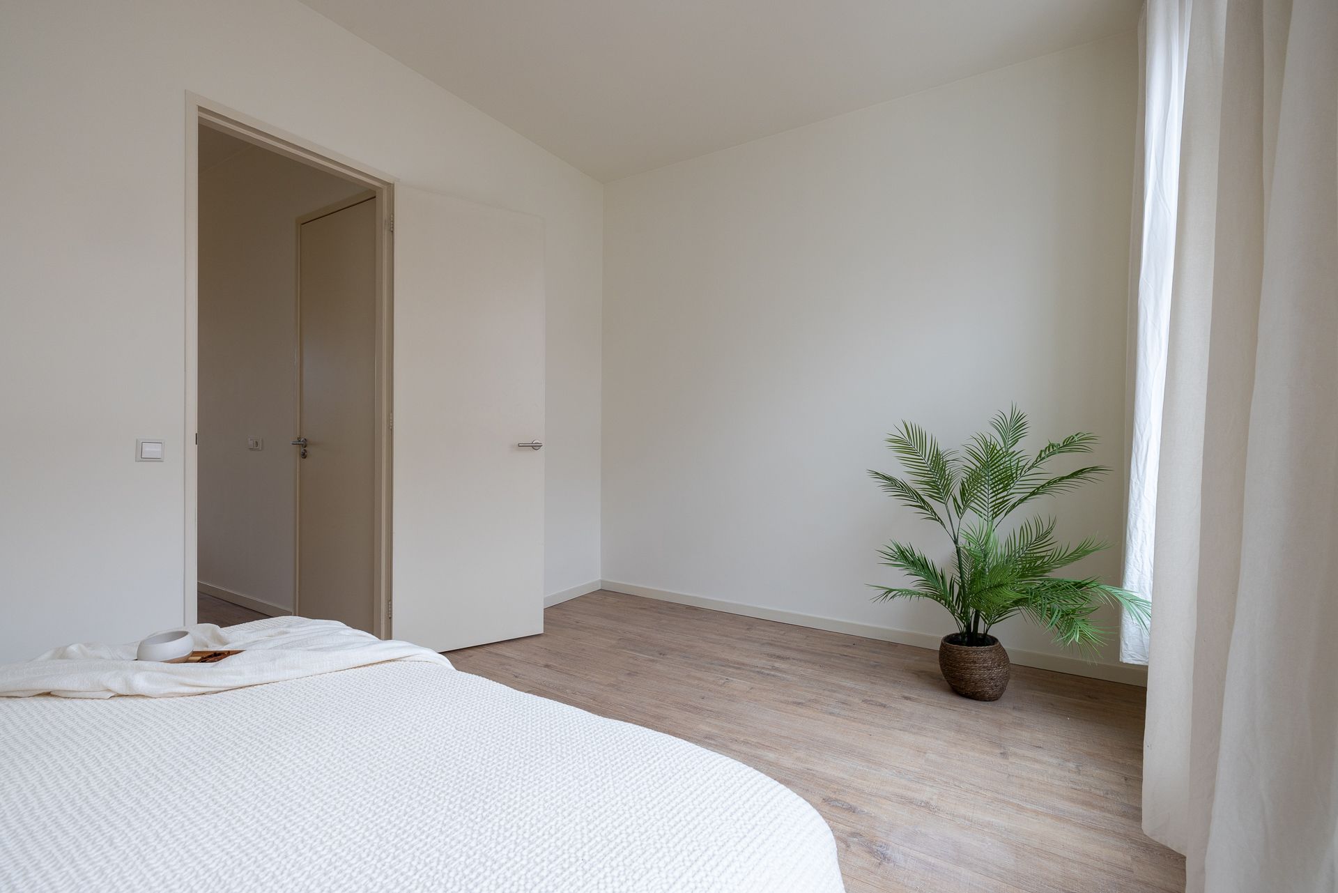 Light and Charming Starter Apartment in Kralingen — 14