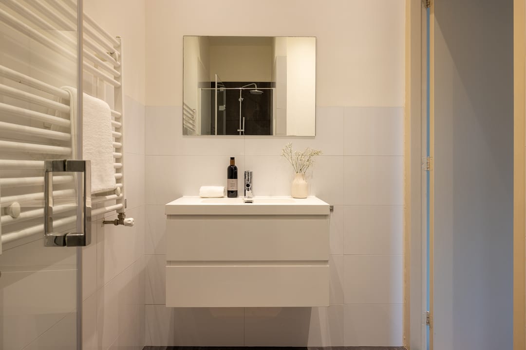 Light and Charming Starter Apartment in Kralingen — 15