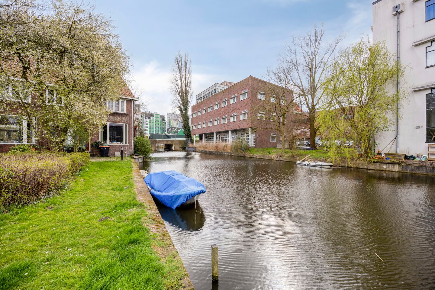 Charming 1930s Family Home in Heart of Zaandam — 42