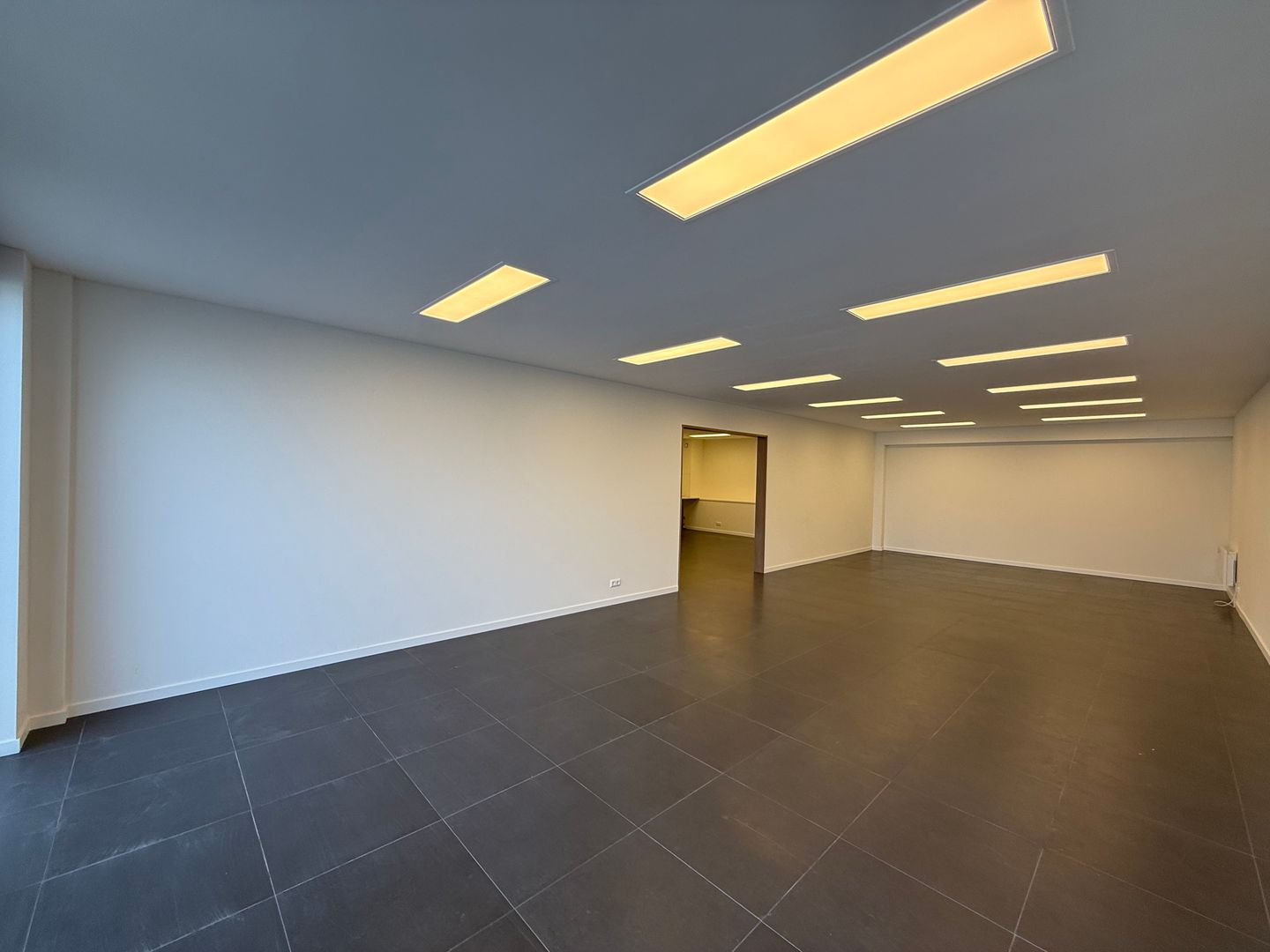 View photo 4 of Hellingweg 118