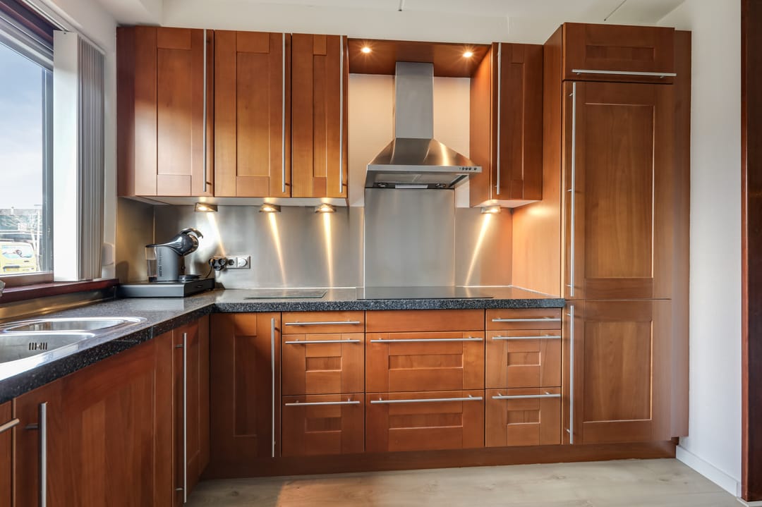 Well-maintained semi-detached home with garden and courtyard location — 20