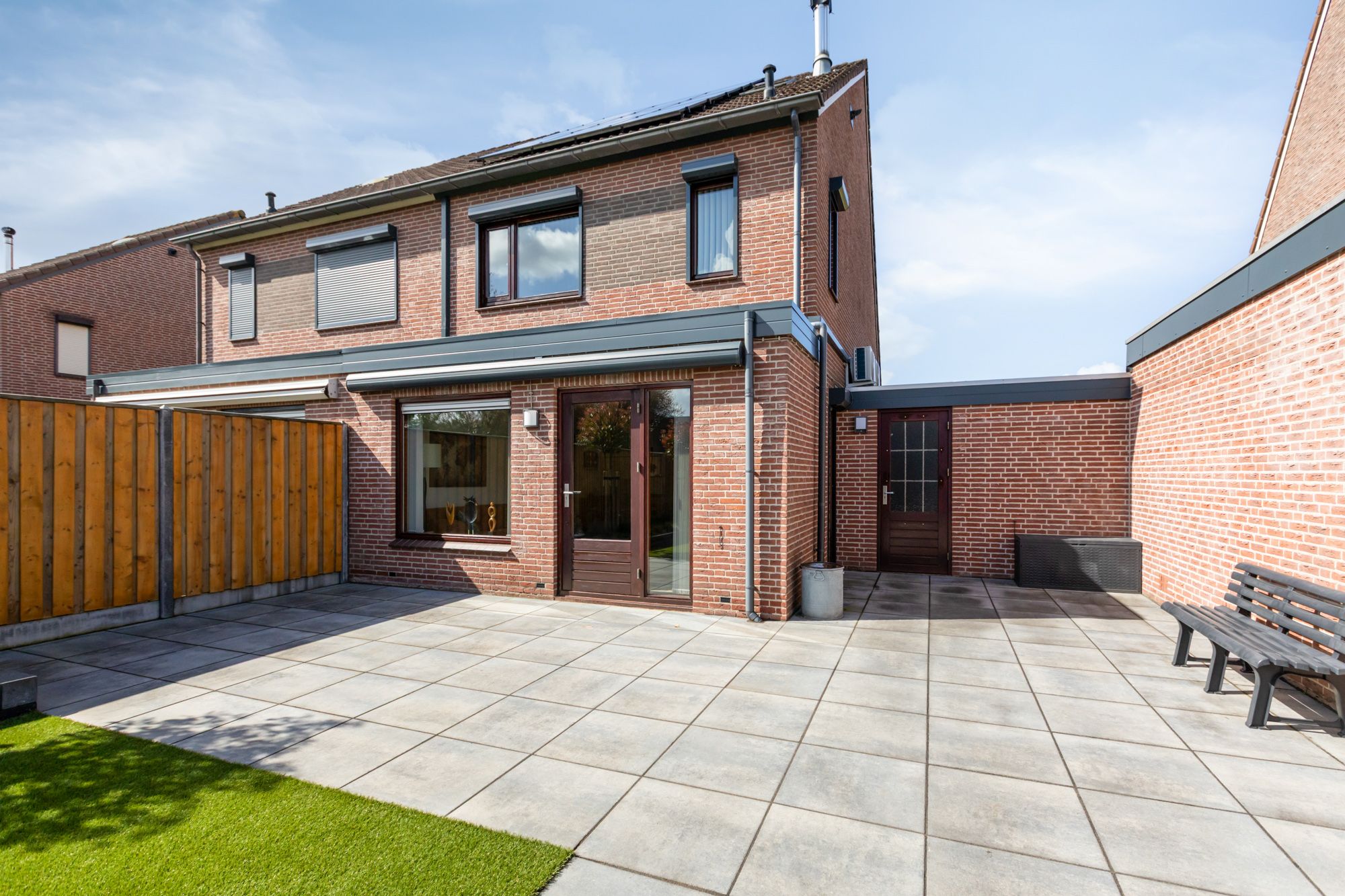 Well-maintained semi-detached home with garden and courtyard location — 44