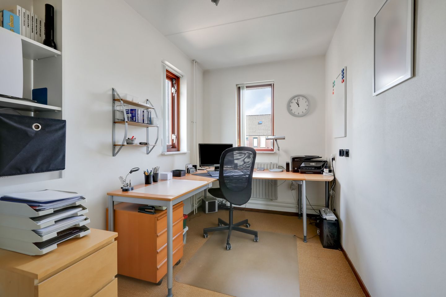 Well-maintained semi-detached home with garden and courtyard location — 31