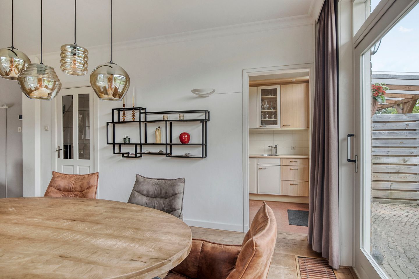 Foto 14 van Erasmusstraat 4