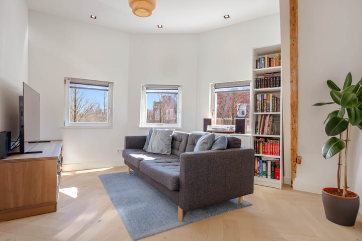 Photo 4 of Zocherstraat 54-4B