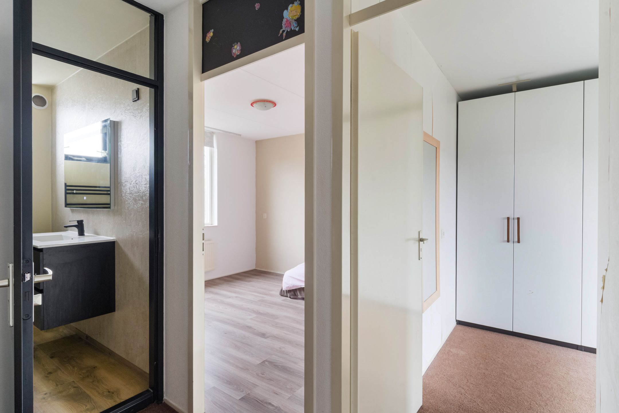 Foto 18 van Haarmos 10