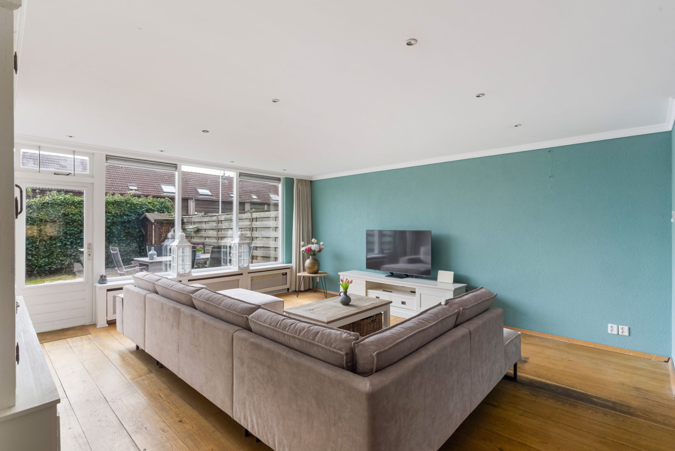 Foto 9 van Haarmos 10