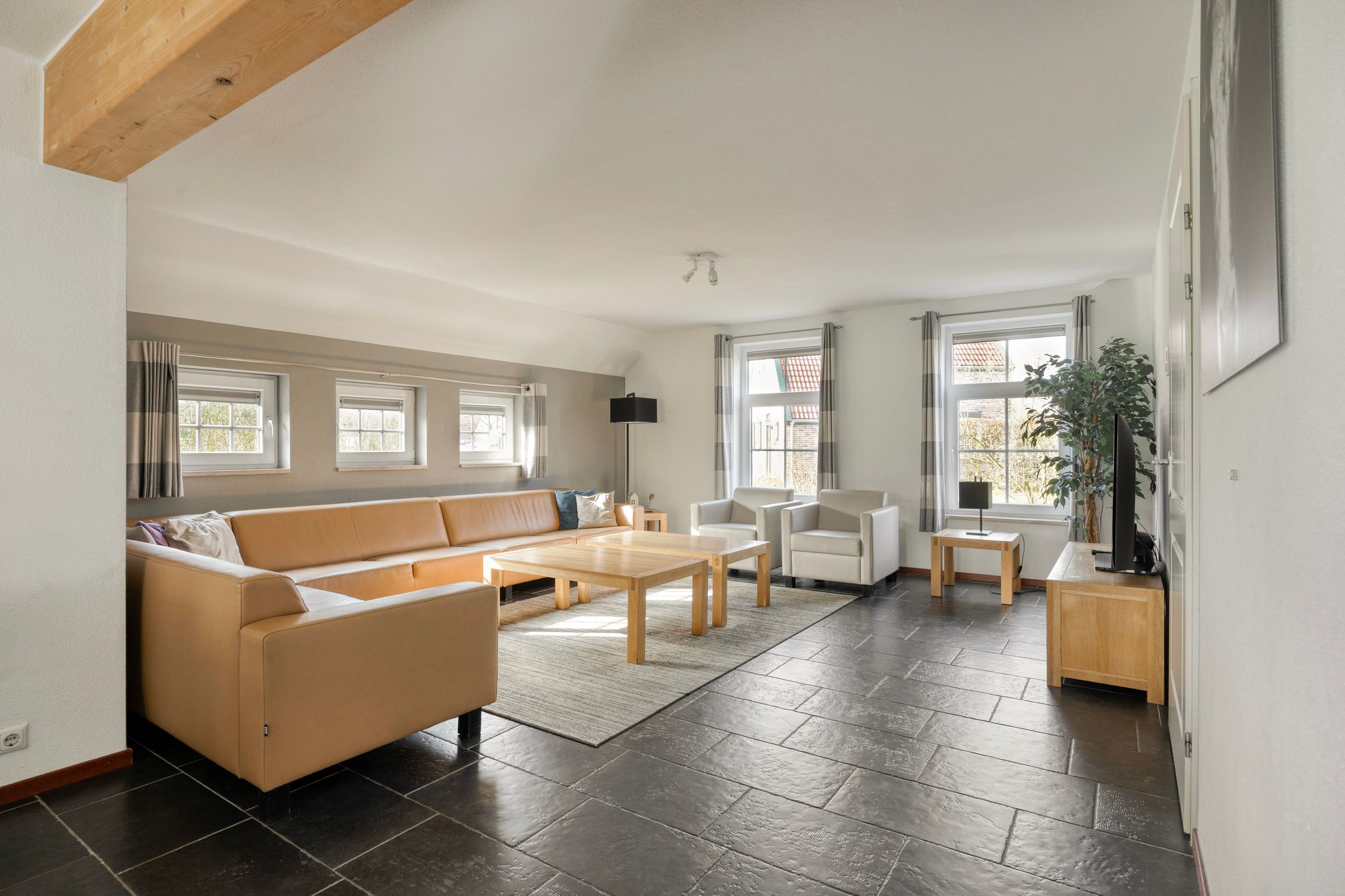 5-bedroom freehold villa in Roggel — photo 4 of 5