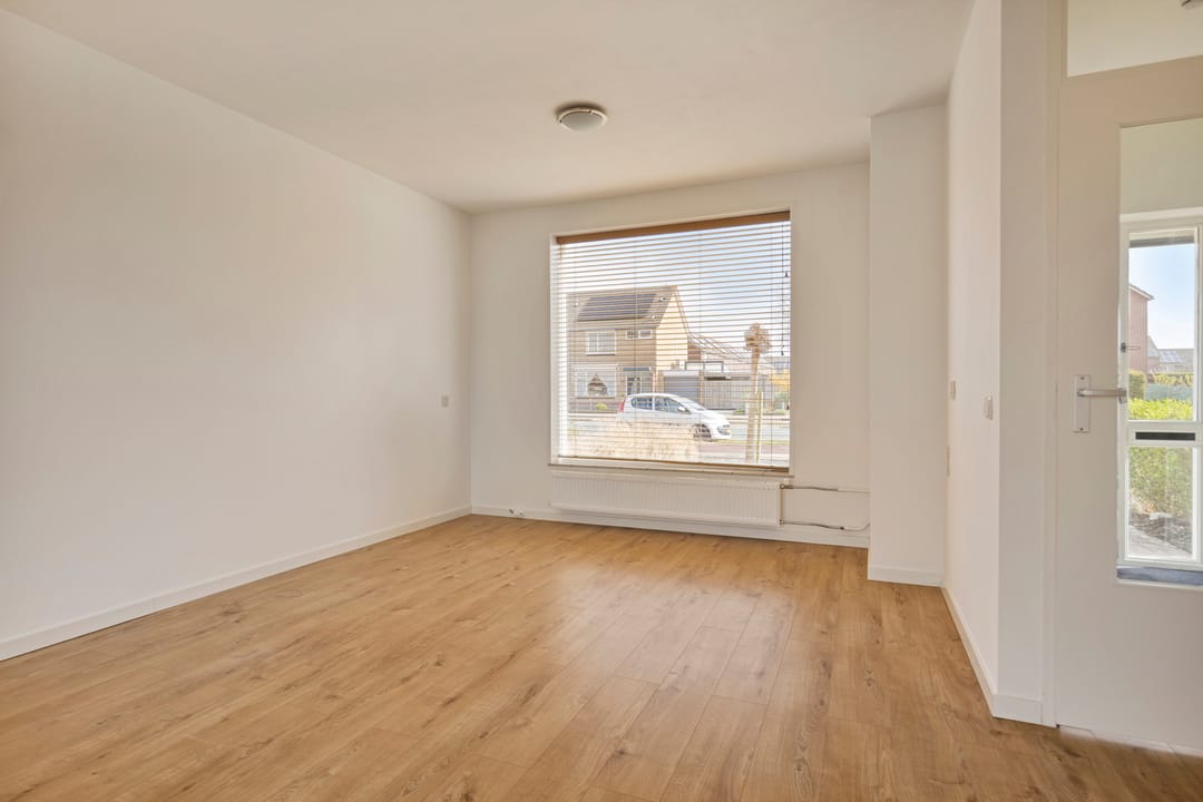 Photo 7 of Van Hogendorplaan 34