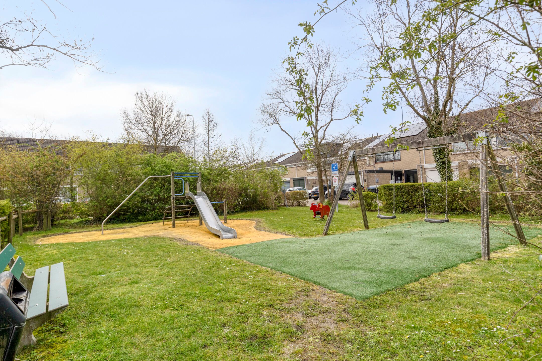 Photo 33 of Van Hogendorplaan 34