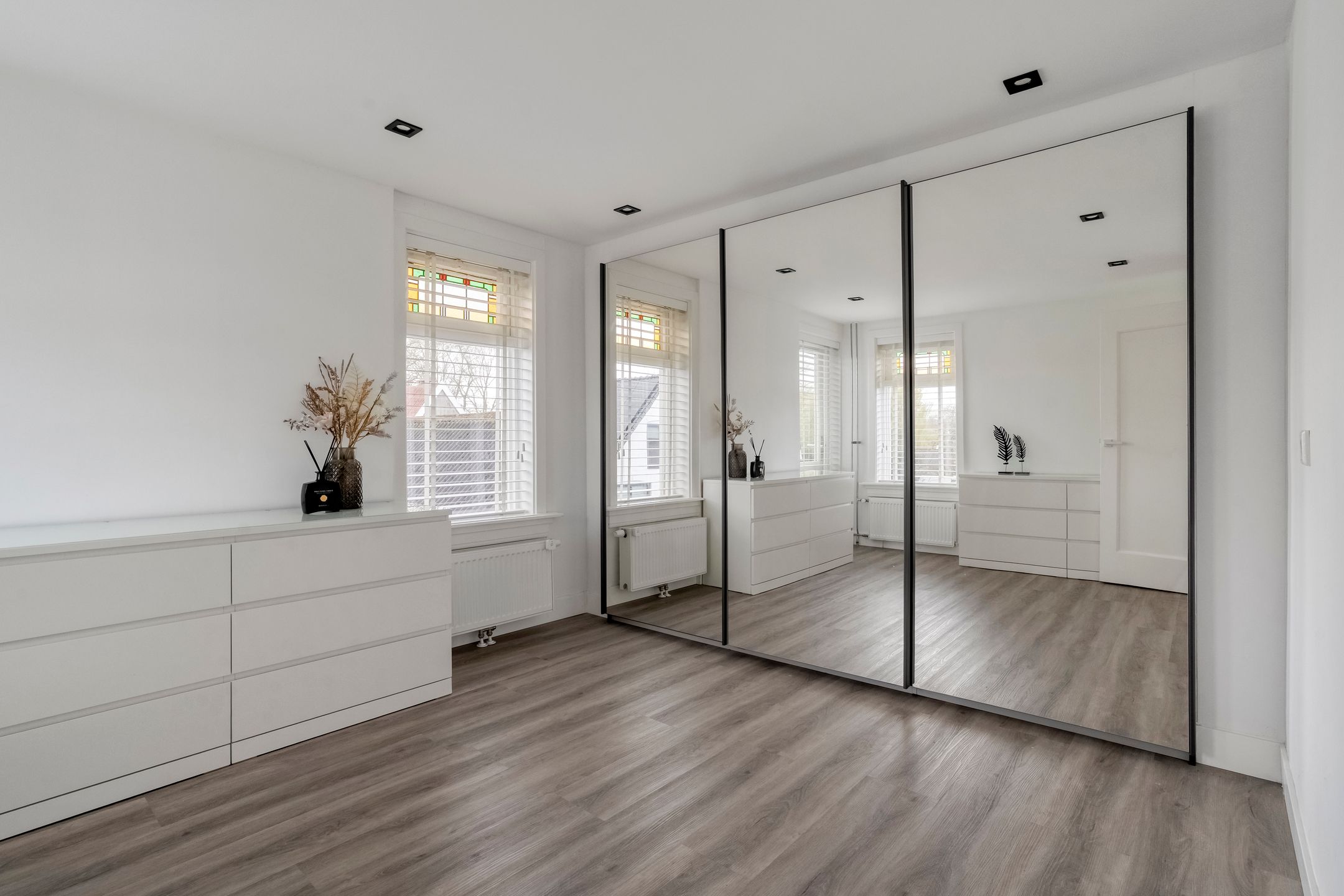 Photo 24 of Westeinde 469