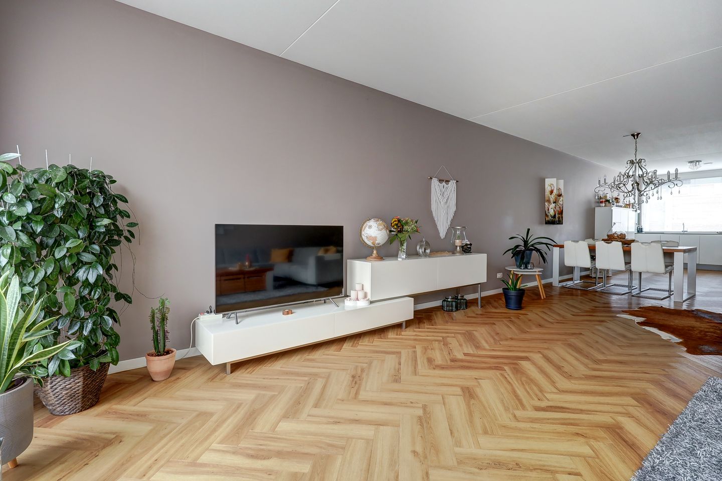 Foto 10 van Kurt Schwittersstraat 10