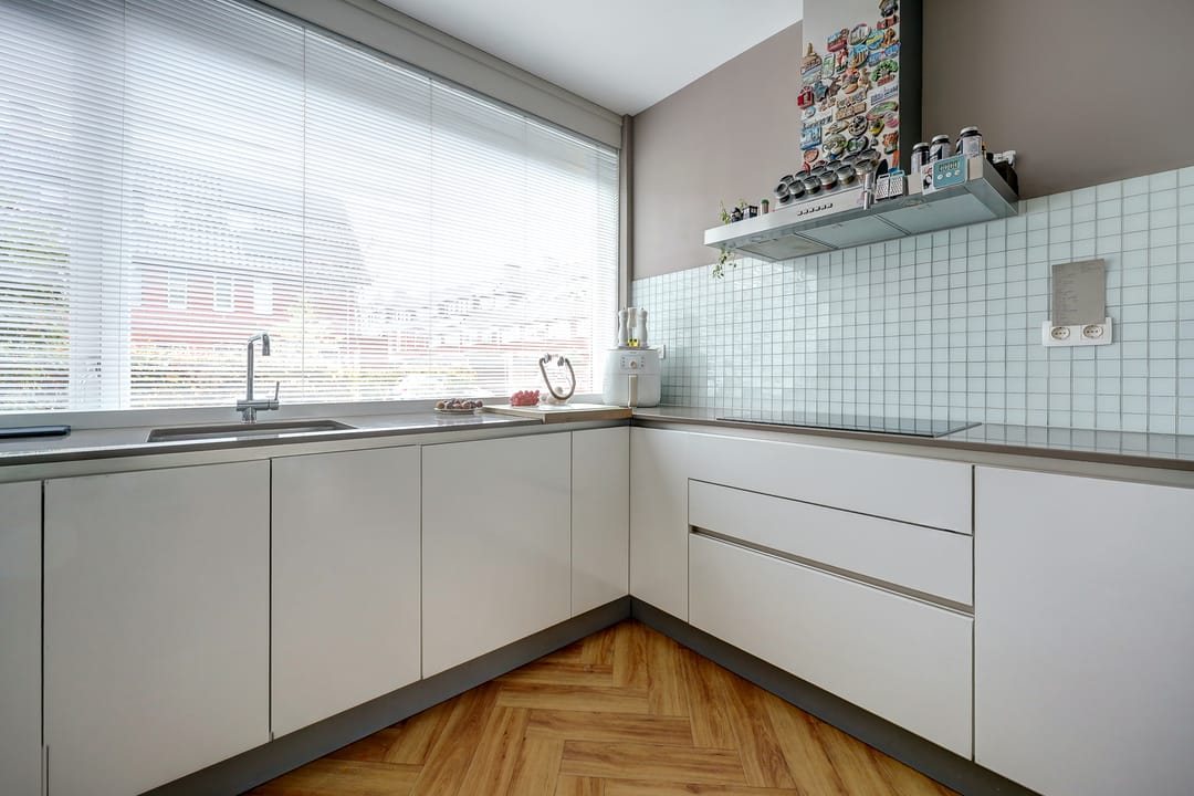 Foto 16 van Kurt Schwittersstraat 10