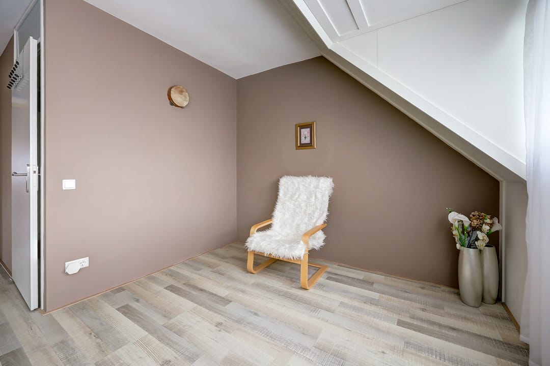 Foto 37 van Kurt Schwittersstraat 10