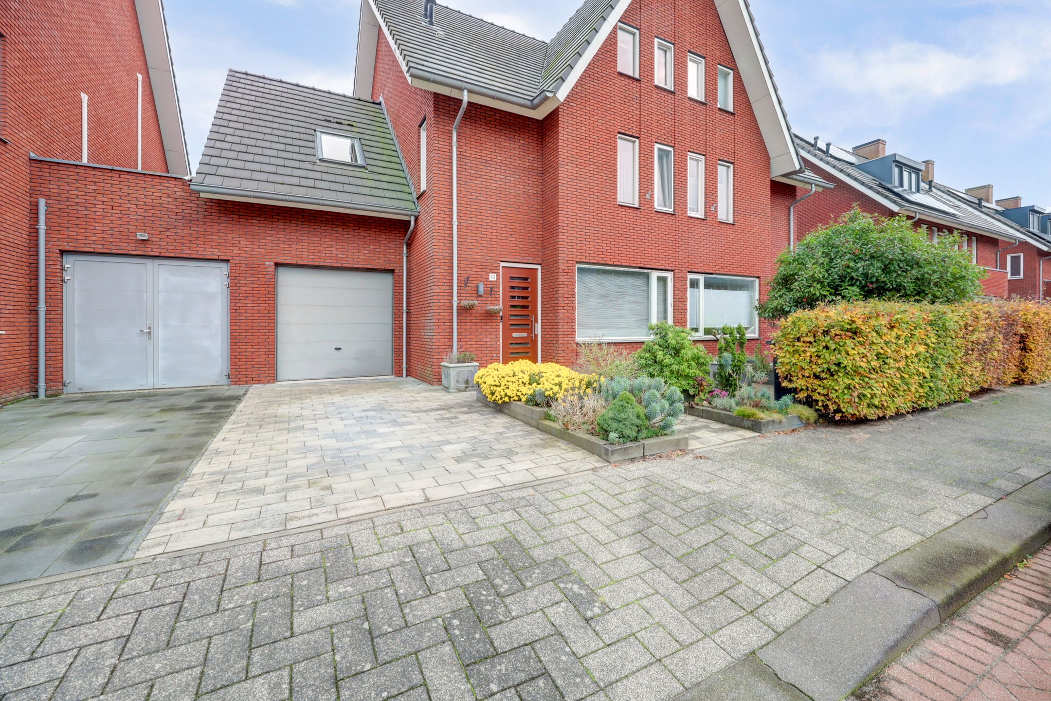 Foto 54 van Kurt Schwittersstraat 10