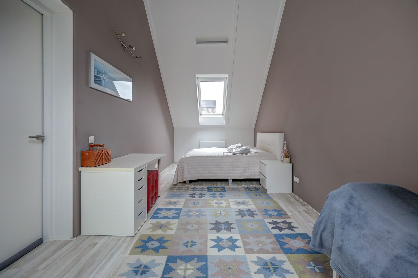 Foto 44 van Kurt Schwittersstraat 10