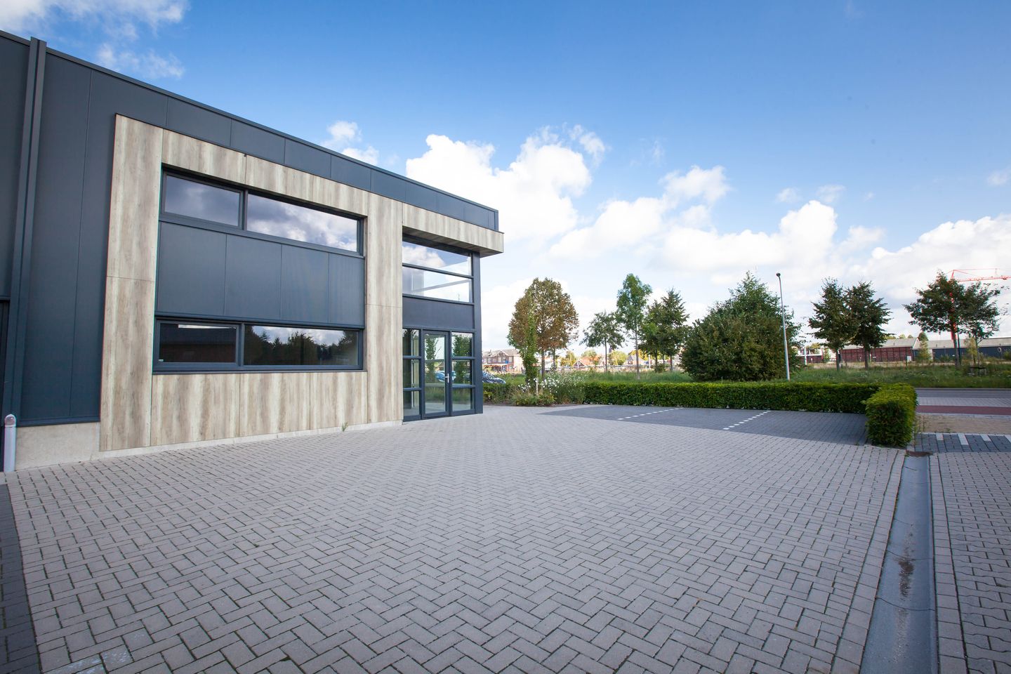 Bekijk foto 5 van Parallelweg 46