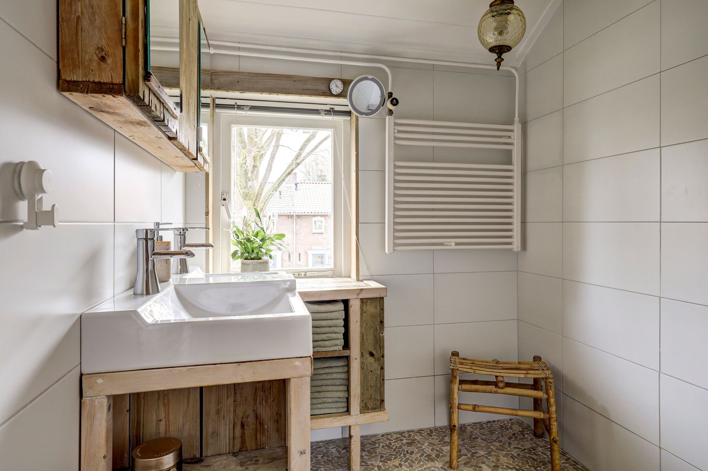 Spacious Family Home with Free Views and Character in De Meern — 38