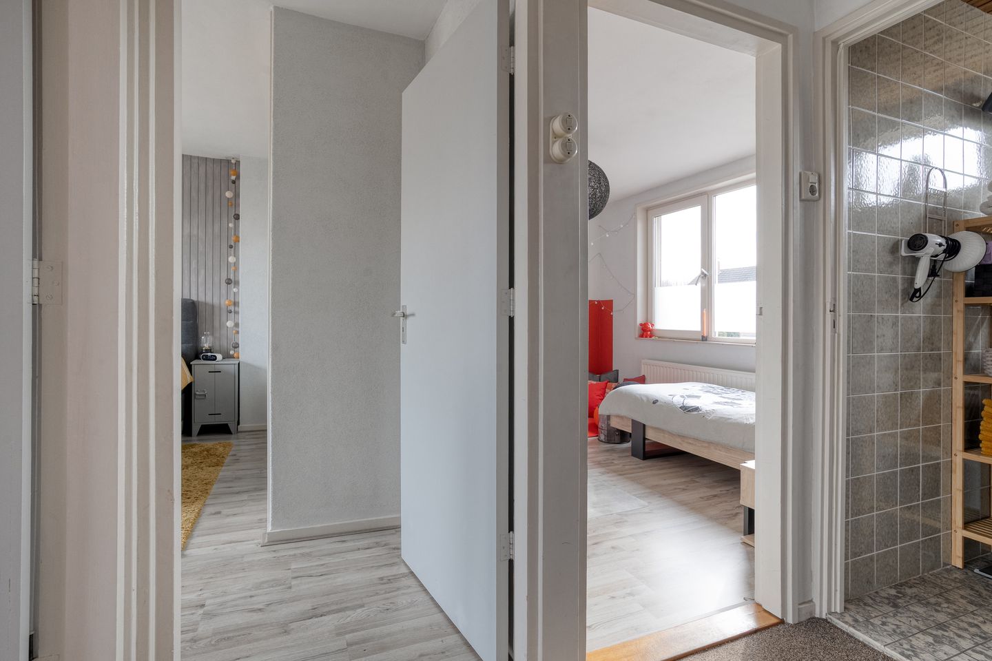 Spacious semi-detached family home with garage in Hellendoorn — 14