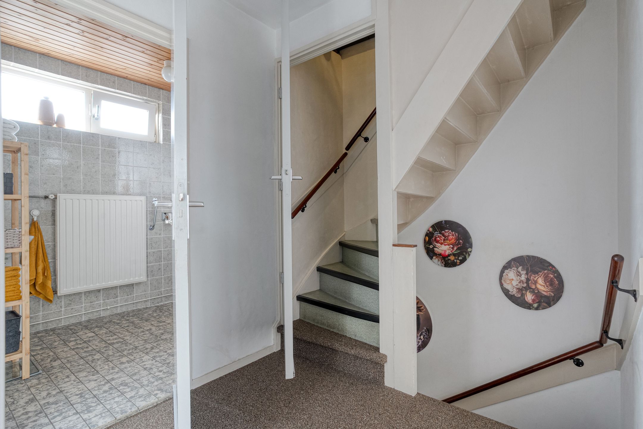 Spacious semi-detached family home with garage in Hellendoorn — 15