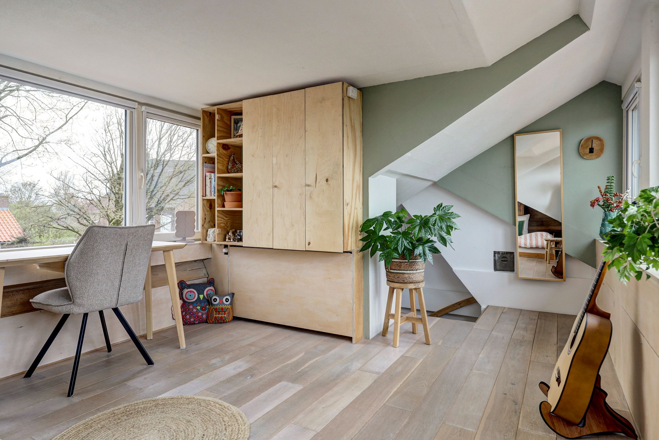 Spacious Family Home with Free Views and Character in De Meern — 47