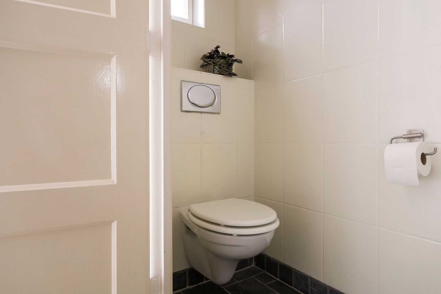 Spacious Family Home with Free Views and Character in De Meern — 26