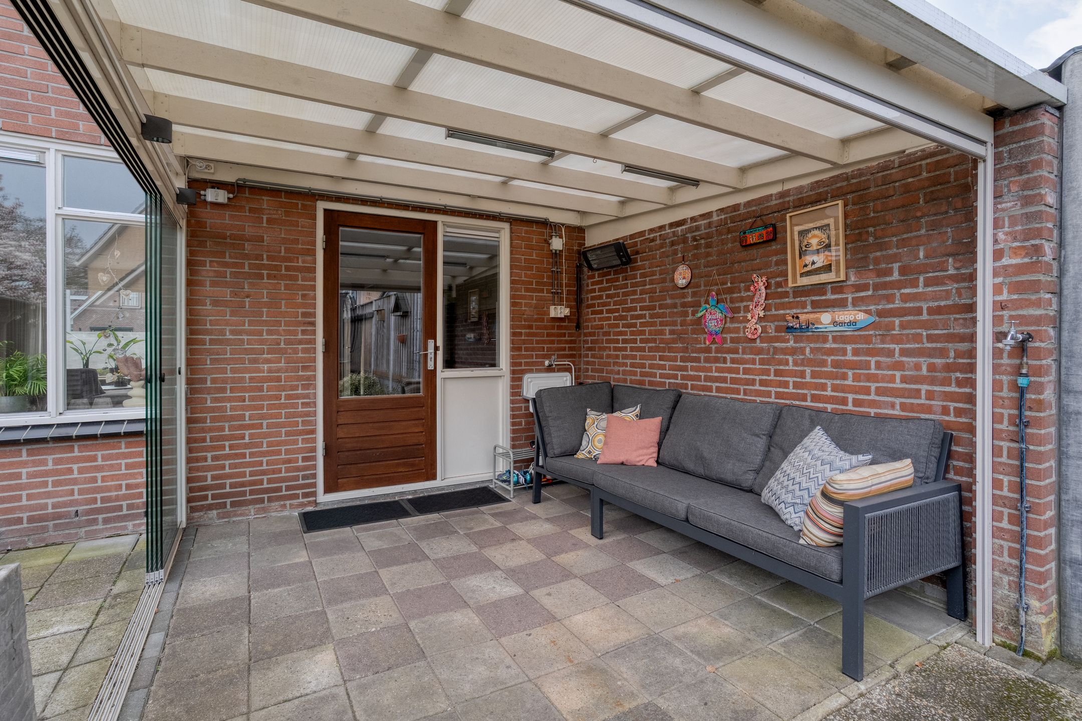 Spacious semi-detached family home with garage in Hellendoorn — 30