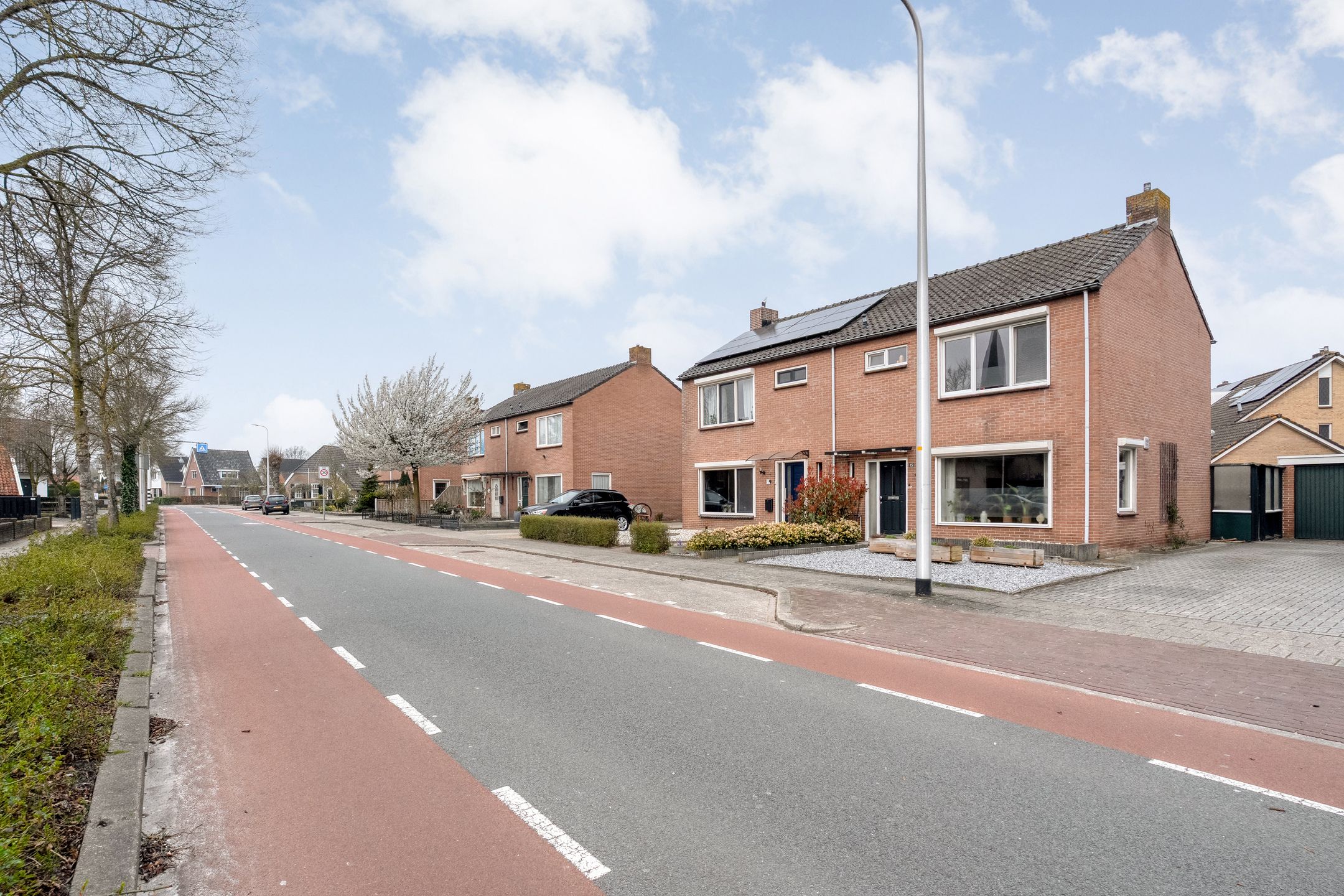 Spacious semi-detached family home with garage in Hellendoorn — 39