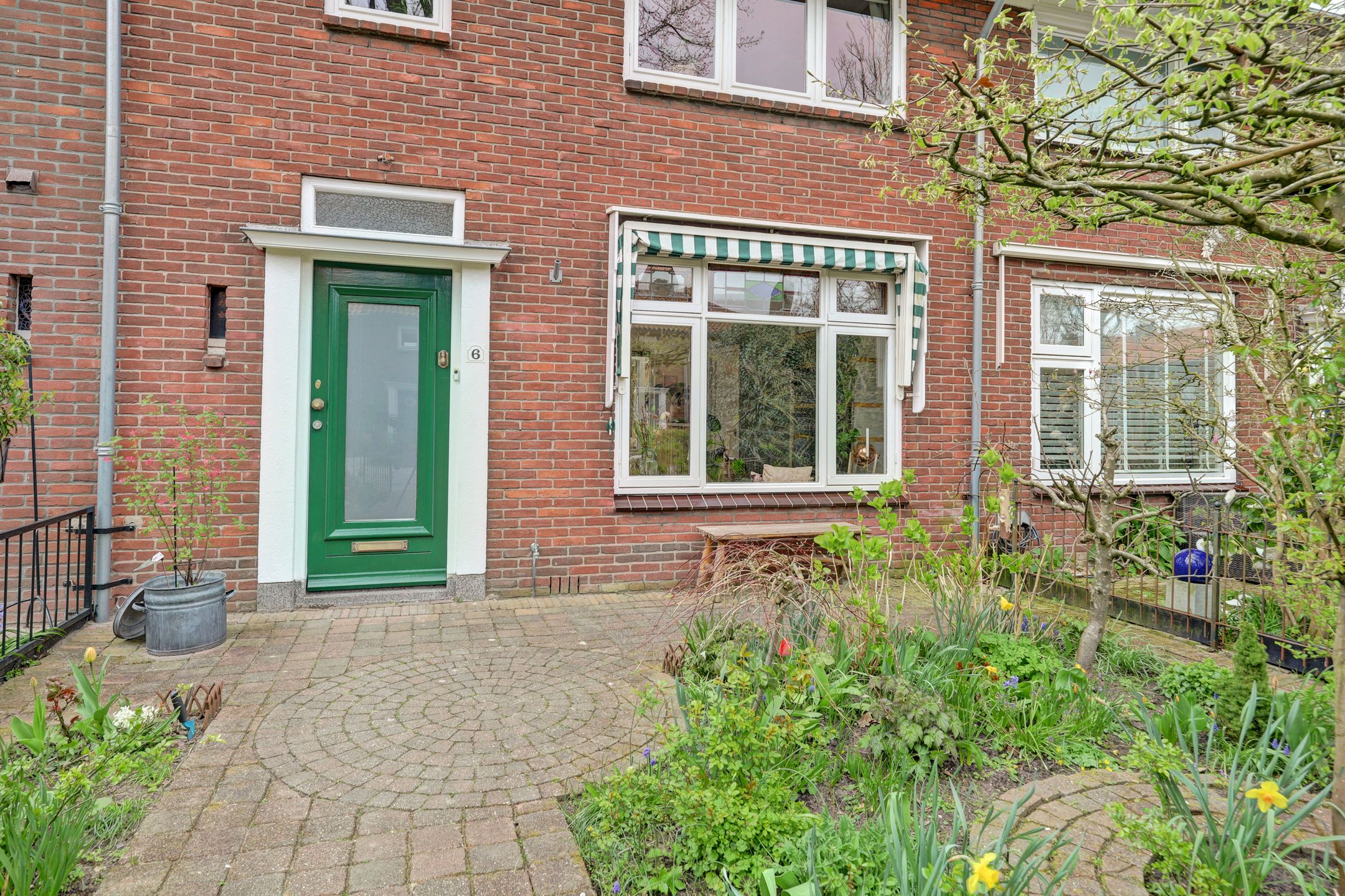 Spacious Family Home with Free Views and Character in De Meern — 51