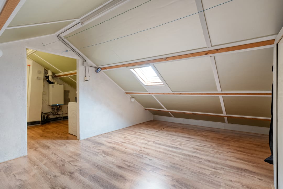 Spacious semi-detached family home with garage in Hellendoorn — 28