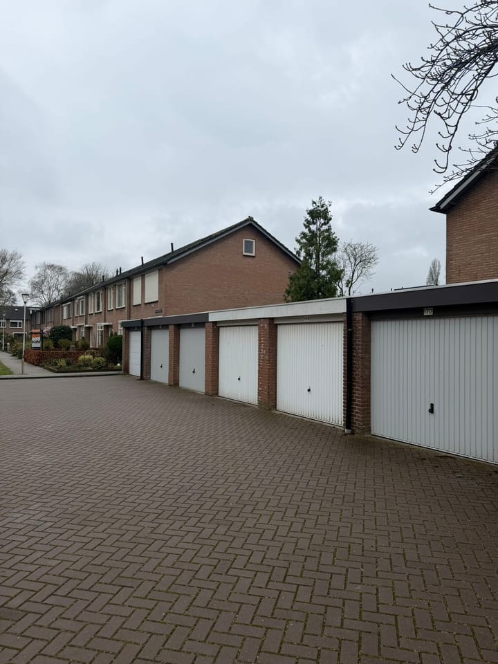 Photo 4 of Van Breestraat