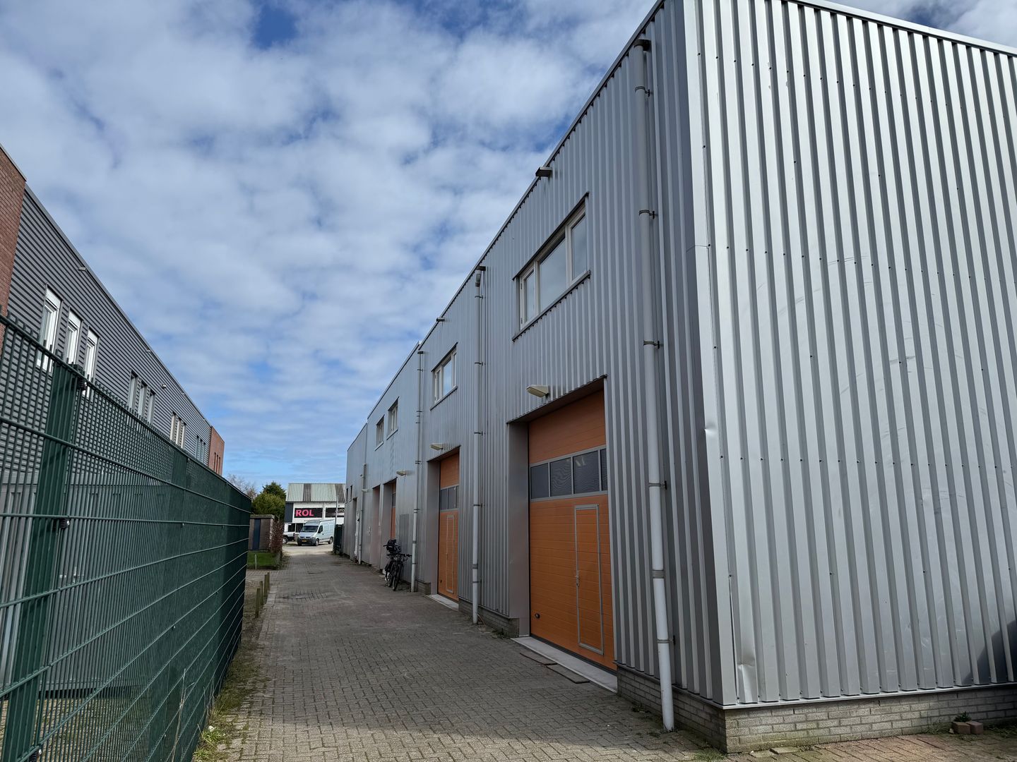 Bekijk foto 3 van De Trompet 22-k001