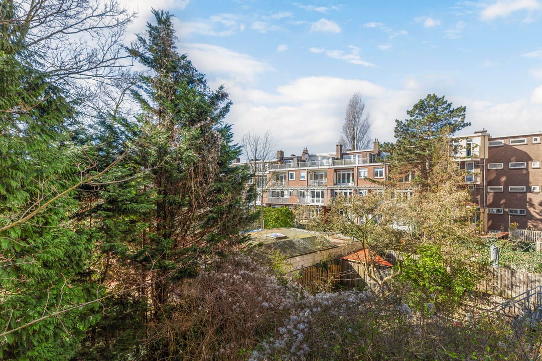 Fixer-Upper Apartment with Southwest Balcony in Blijdorp — 12
