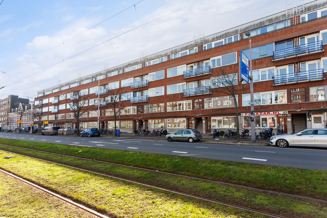 Fixer-Upper Apartment with Southwest Balcony in Blijdorp — 21