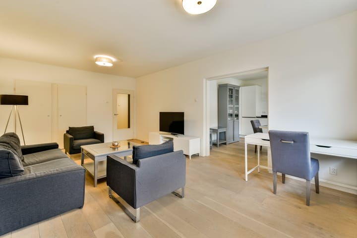 Photo 4 of Bolestein 562