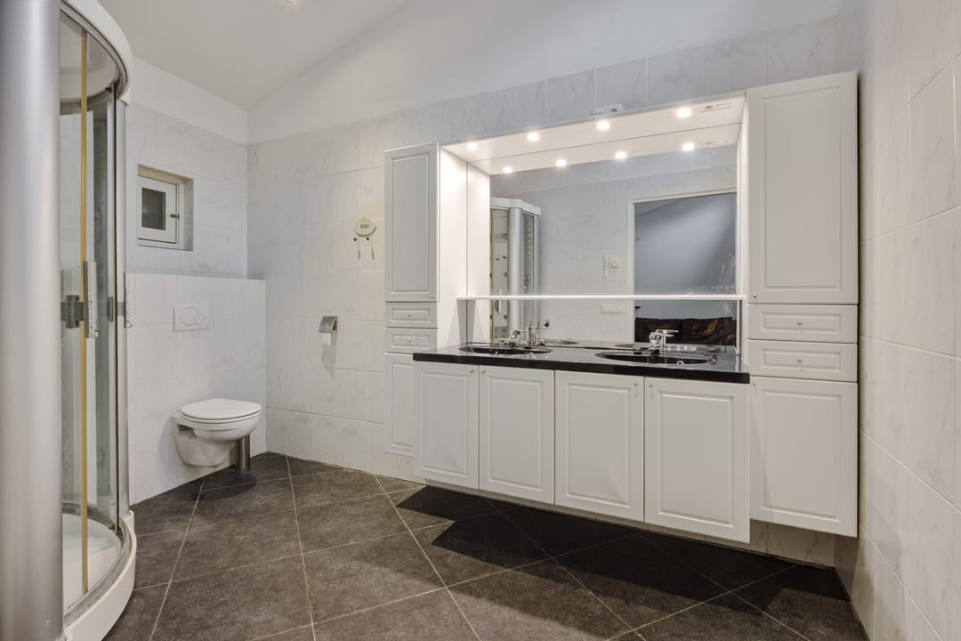Semi-detached home with ground floor bedroom and versatile annex in Uden — 16