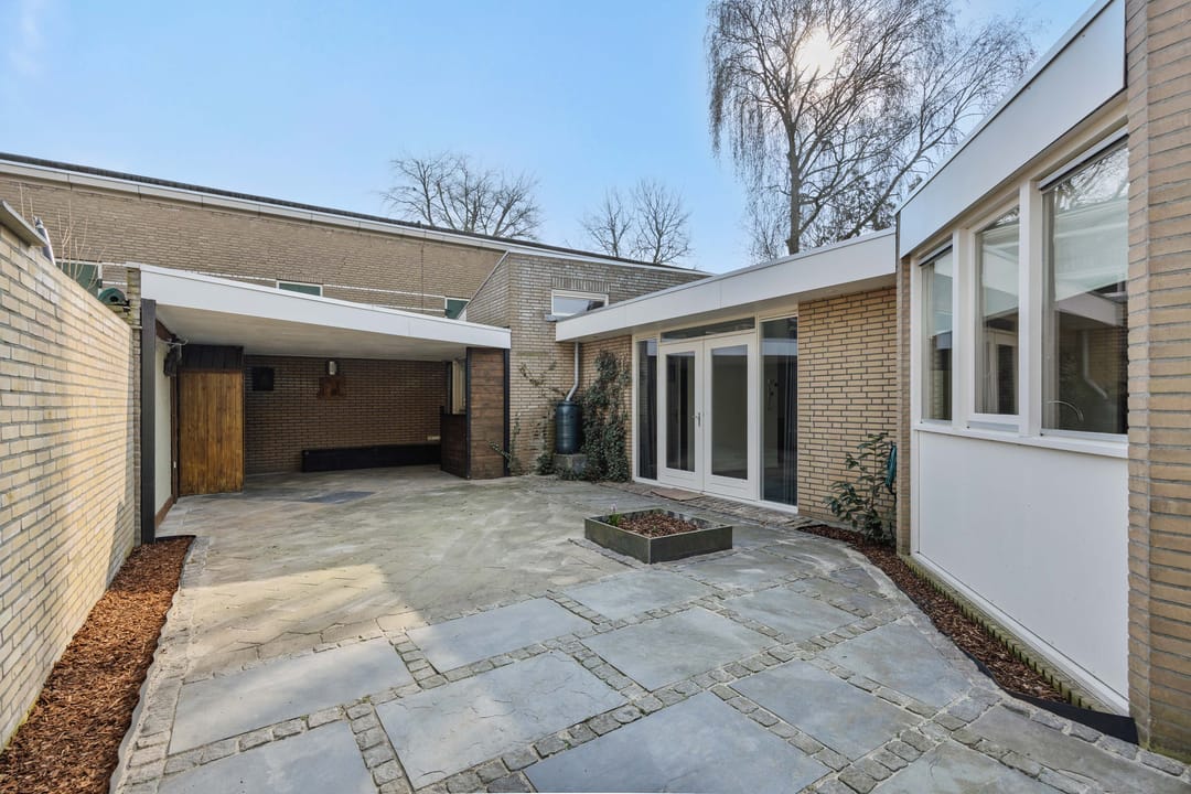 Semi-detached home with ground floor bedroom and versatile annex in Uden — 31
