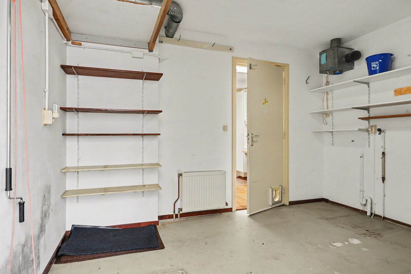 Photo 19 of Koos Stikvoortlaan 8