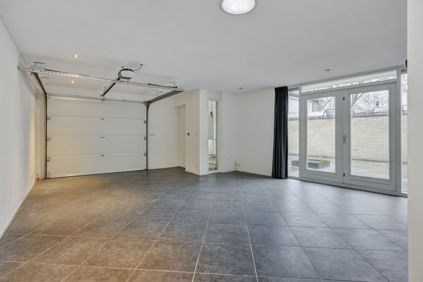 Semi-detached home with ground floor bedroom and versatile annex in Uden — 13