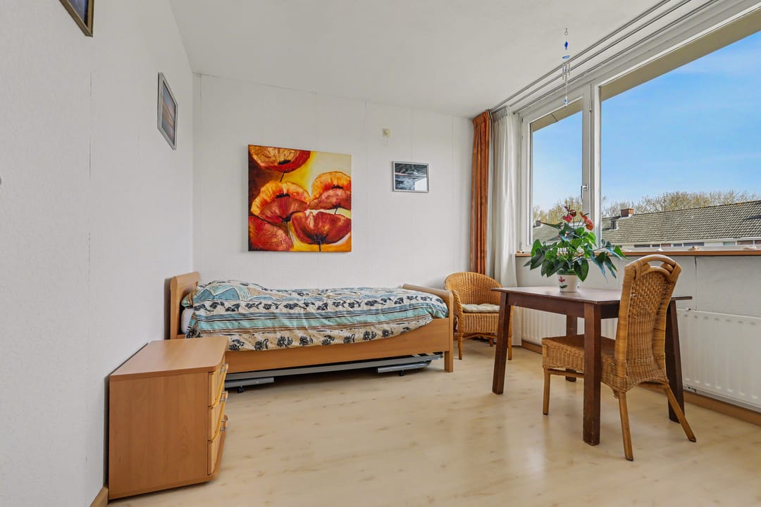 Spacious corner house with four bedrooms in peaceful Vlissingen neighborhood — 16